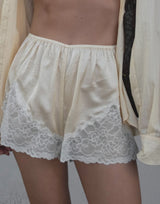 LUNA LANE - THE AMELIE LACE SHORT - LEMON