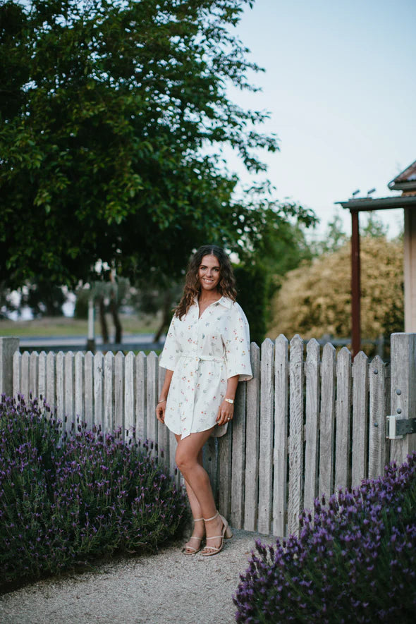 KELSIE ROSE CREATIVE - THE POSY SHIRT DRESS - WHITE FLORAL
