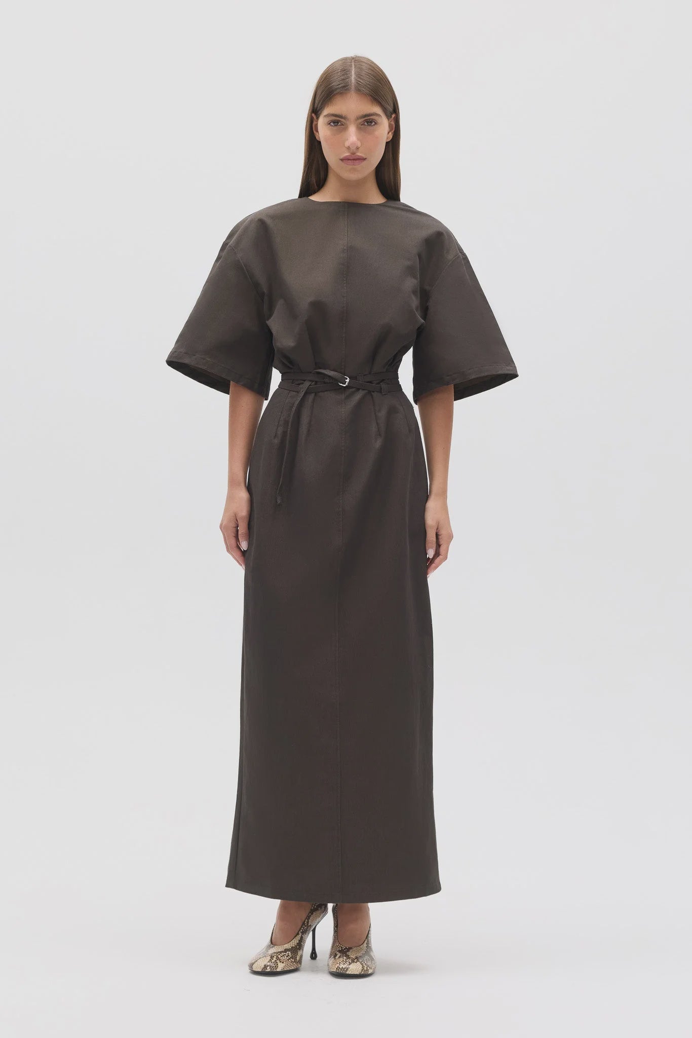 BAYSE - ARNA BELTED MAXI DRESS - ASH TWILL