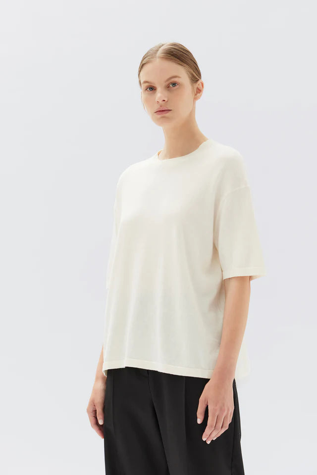 ASSEMBLY LABEL - COTTON CASHMERE RELAXED TEE - CHESTNUT