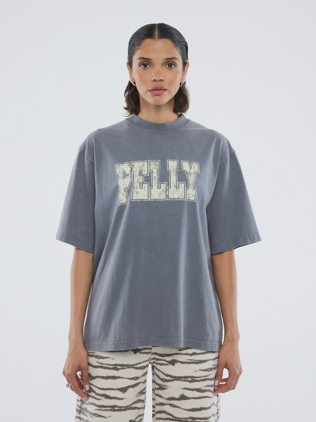 ENA PELLY - PELLY WORLD TOUR TEE - WASHED GREY