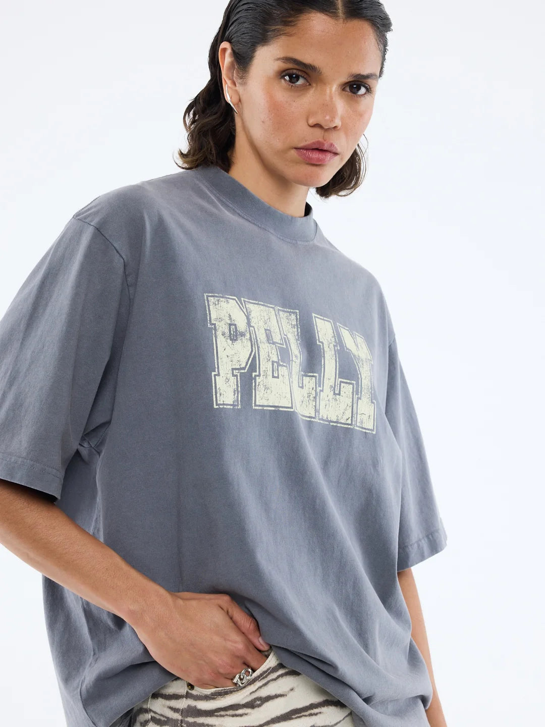 ENA PELLY - PELLY WORLD TOUR TEE - WASHED GREY
