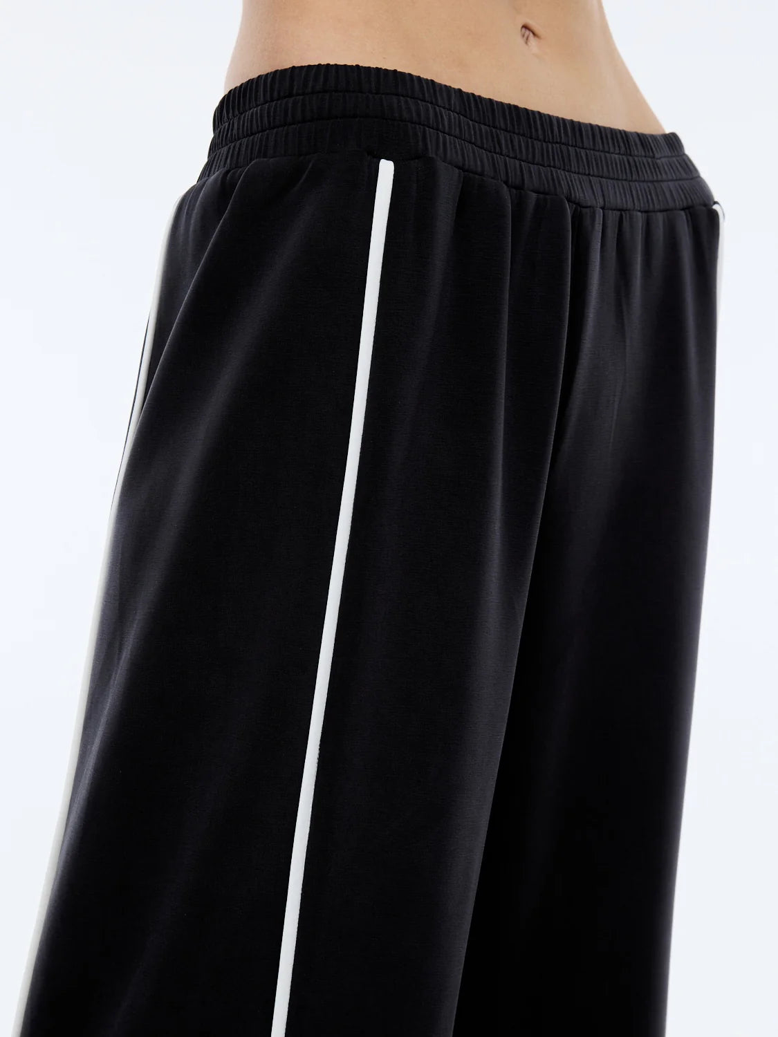 ENA PELLY - MIA RELAXED PANT - BLACK