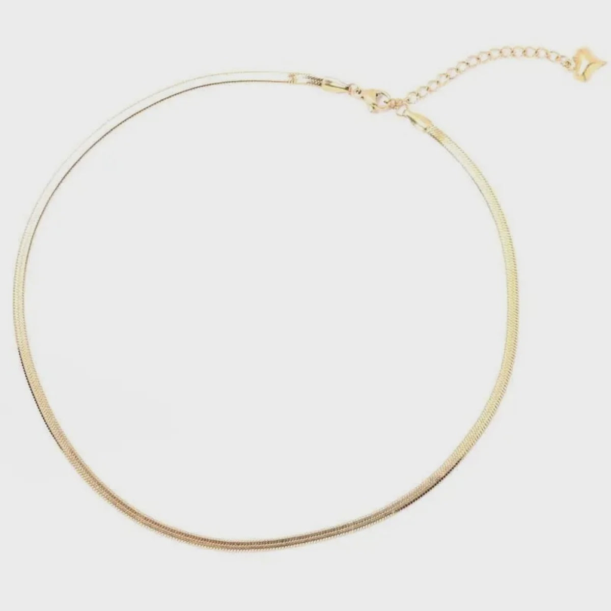 ZAYA COLLECTIVE - NEVE NECKLACE - GOLD