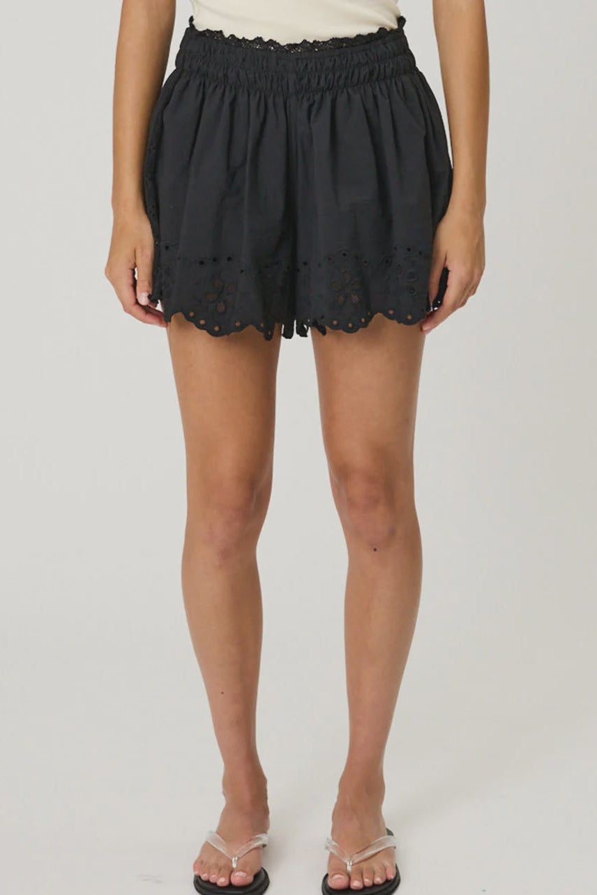 REMAIN - LEILANI SHORTS - BLACK