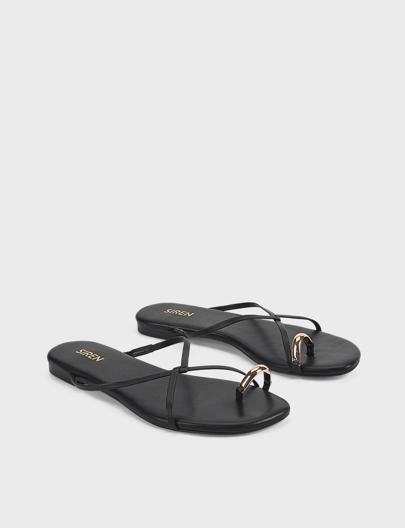 SIREN - MIKKI FLAT STRAPPY SANDAL - BLACK LEATHER