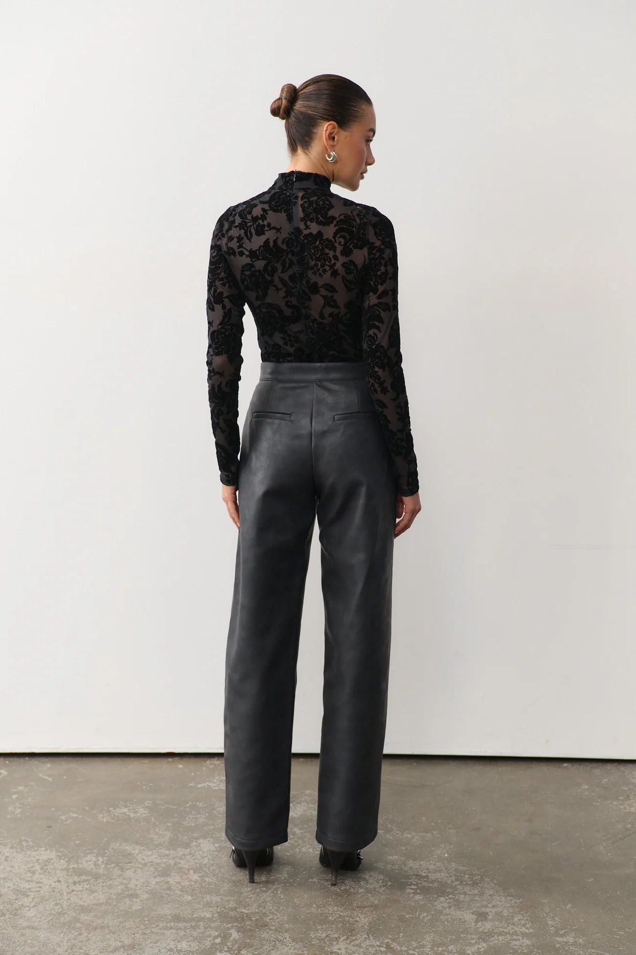 RAEF THE LABEL - FLOCKED LACE TOP - BLACK