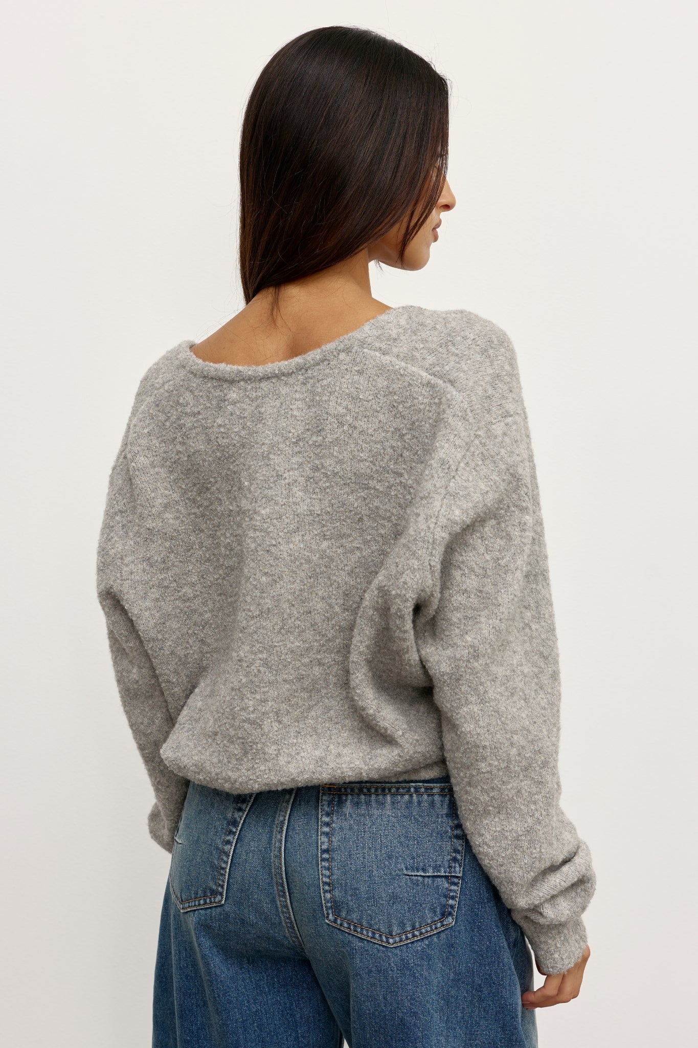 BAYSE - SONIA V NECK - LIGHT GREY