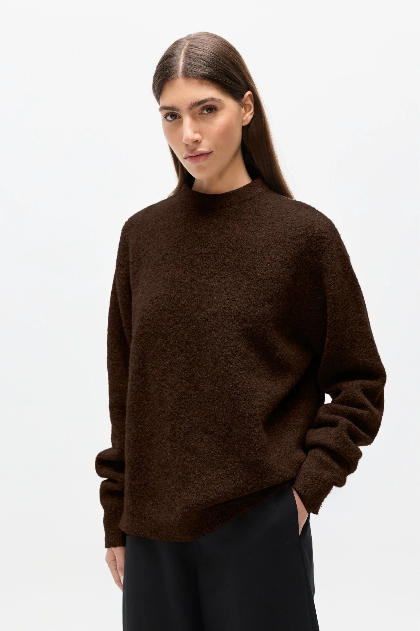 BAYSE - STELLA CREW NECK - BEAR