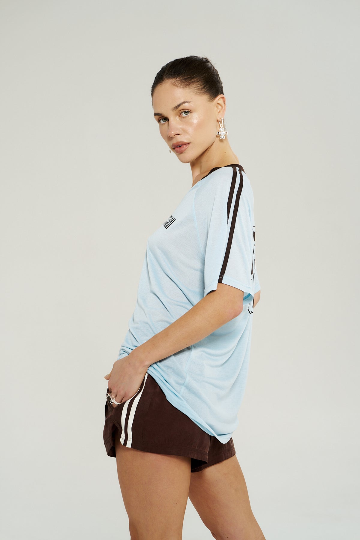 SUMMI SUMMI - V NECK JERSEY TEE - ICEL