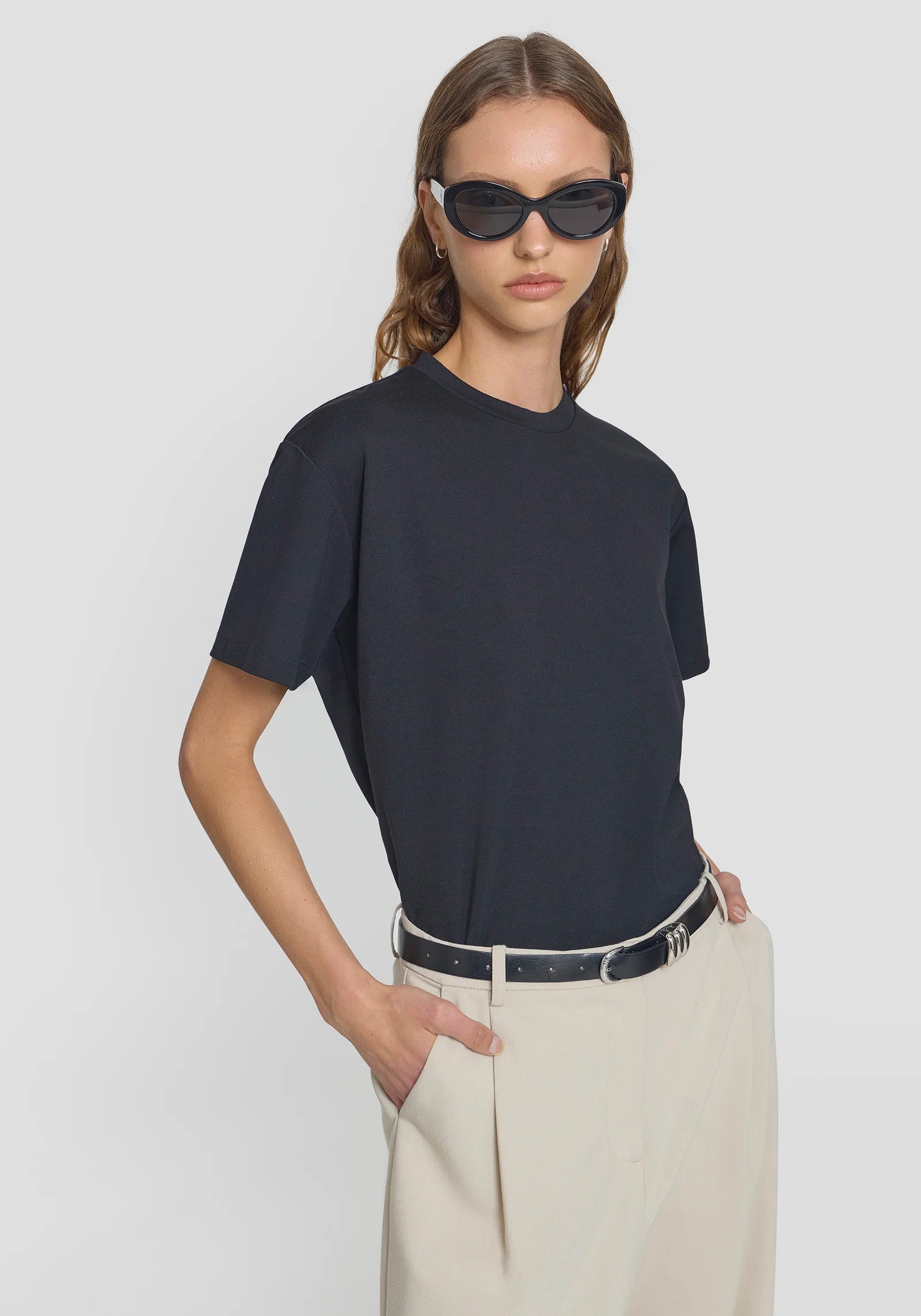 VIKTORIA & WOODS - STEREO TEE - BLACK