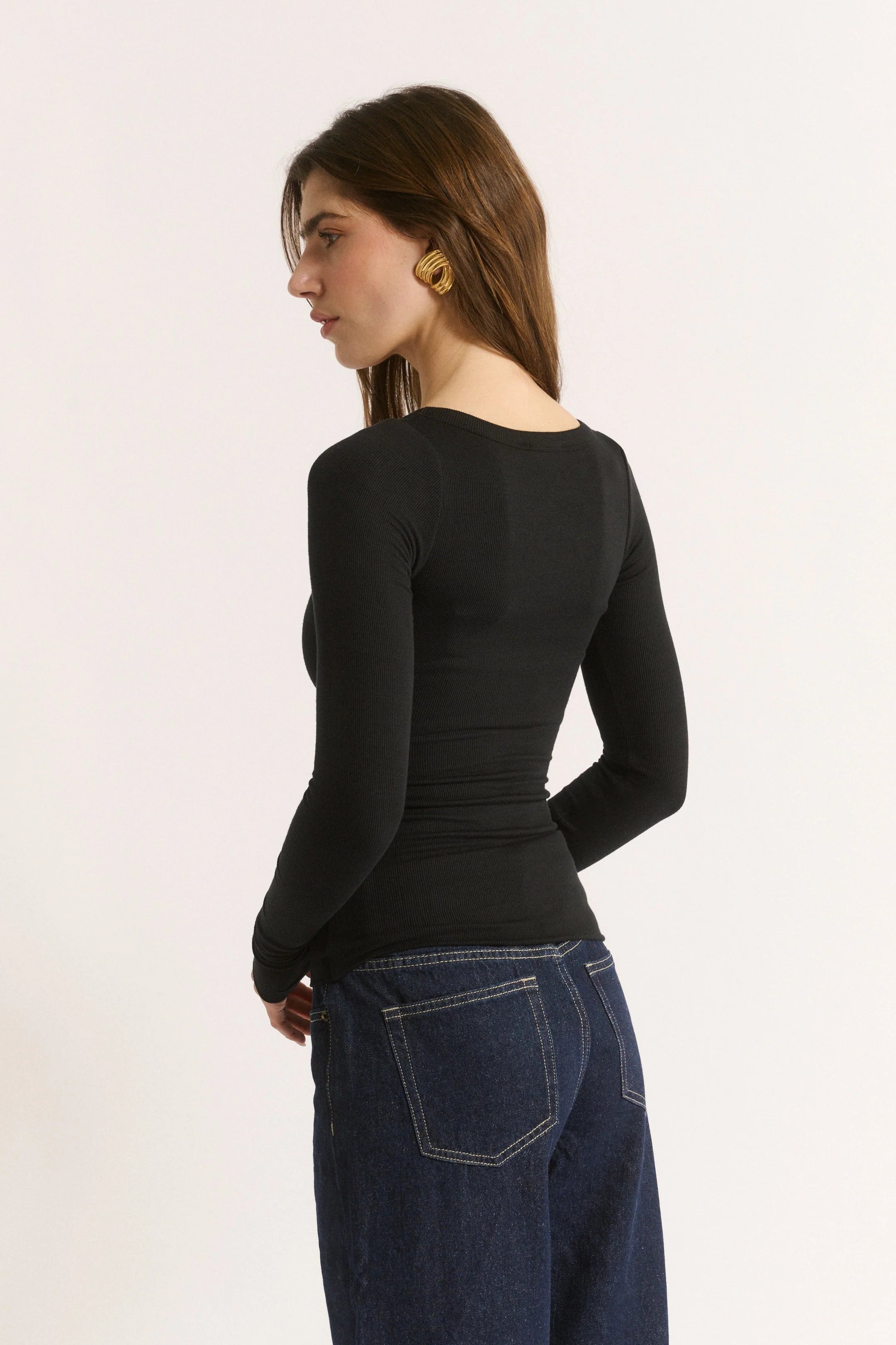 PRIMI - NINA SCOOP NECK LONG SLEEVE - BLACK