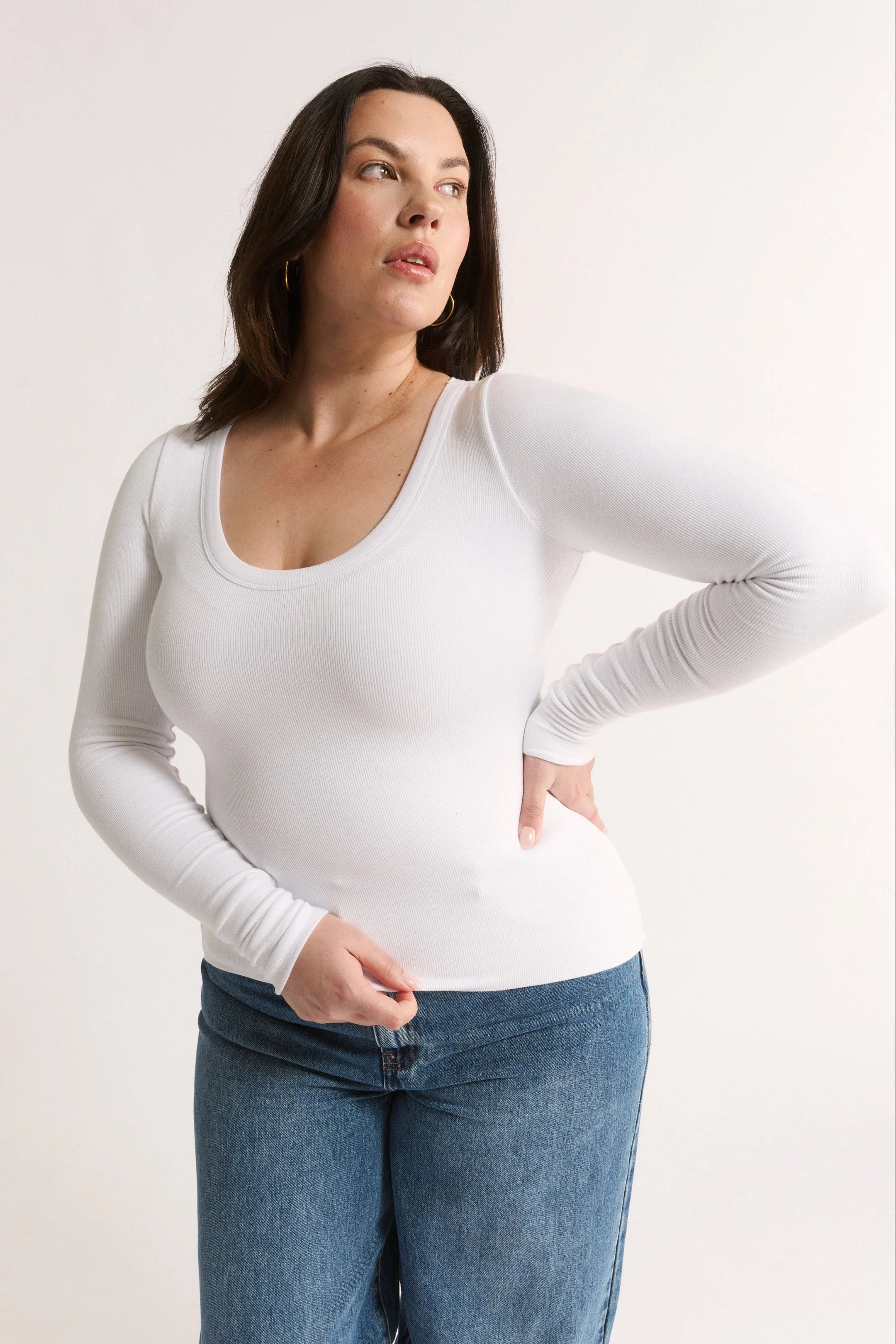 PRIMI - NINA SCOOP NECK LONG SLEEVE - OPTIC WHITE