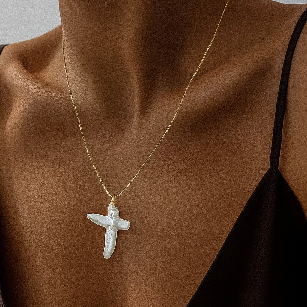 ZAYA - LITA CROSS PEARL NECKLACE