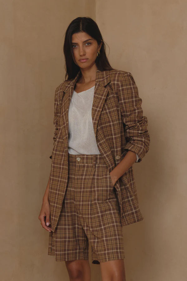 LILYA - ODILLA JACKET - SAND PLAID